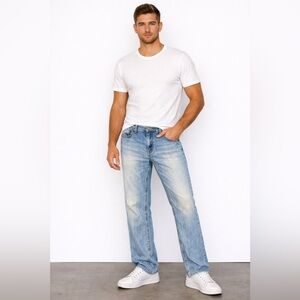 BKE Tyler Jeans Men’s 36x34 Light Wash Straight Bootcut Buckle Denim